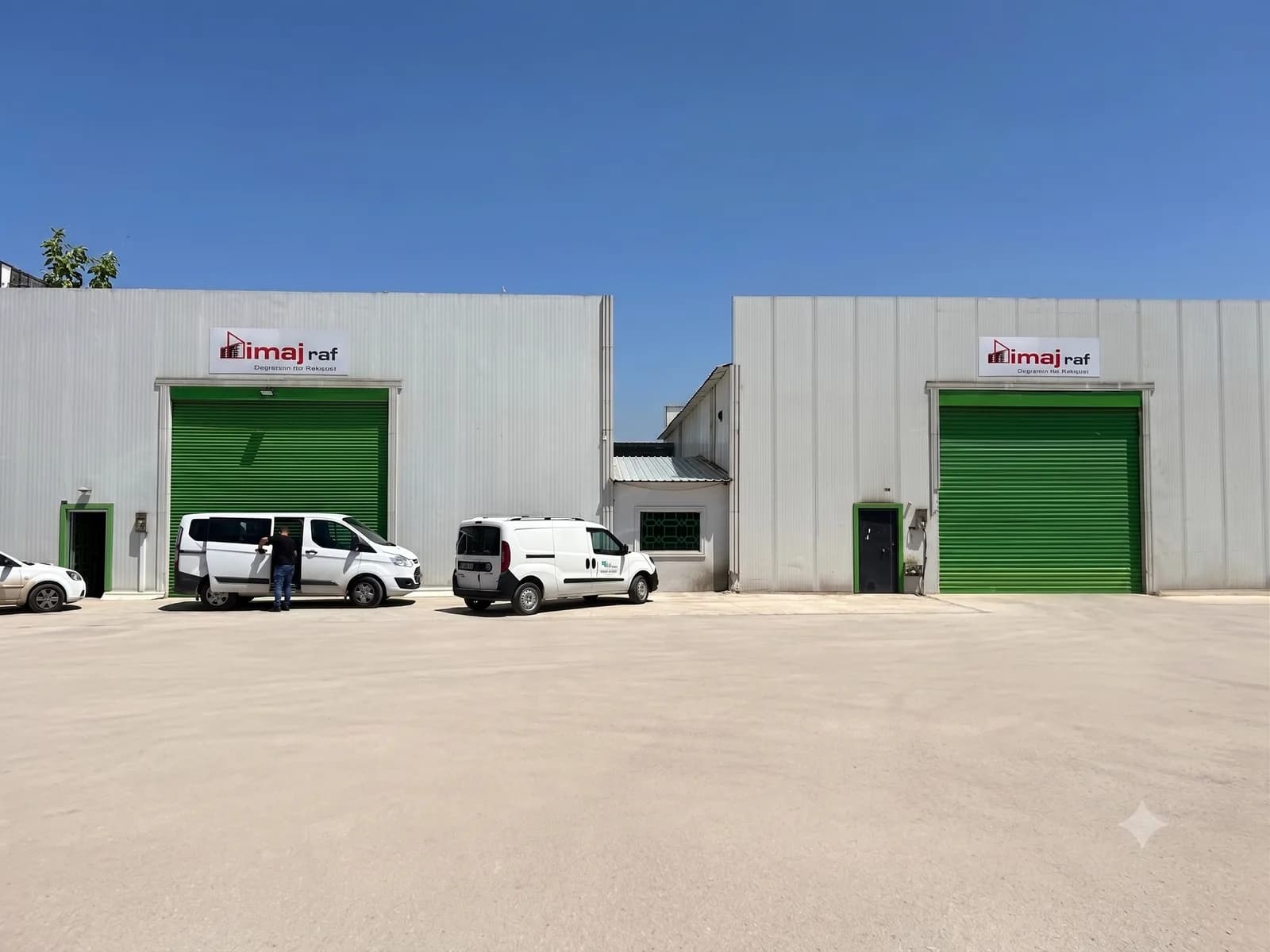 Kocaeli İmaj Raf atölye ve depo binaları dış görünüm